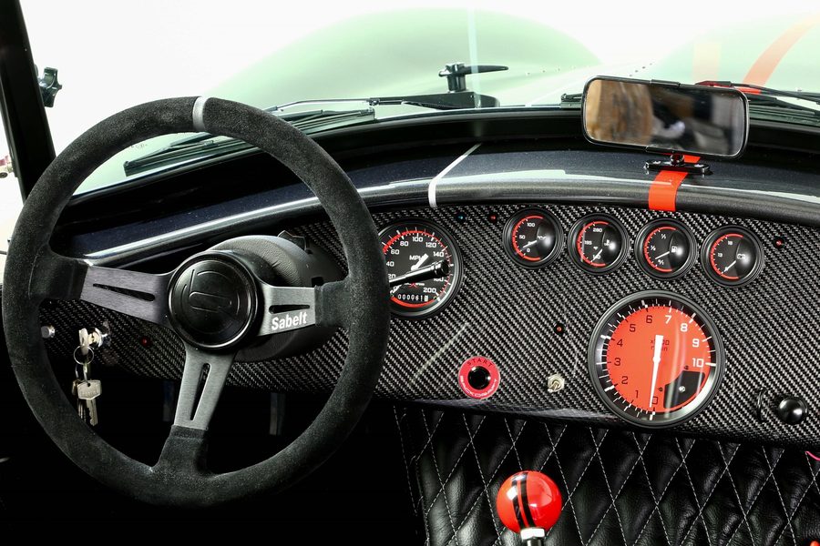Carbon Fiber Dash, Auto X Gauges